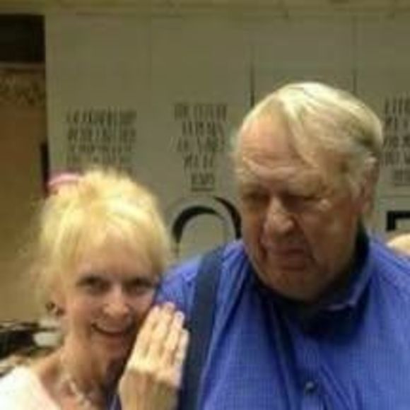 Meet your Posher, Suzanne - Picture 1 of 1